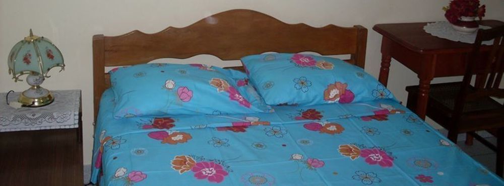 Hostal El Colibri Ікітос Екстер'єр фото