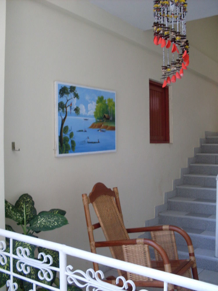 Hostal El Colibri Ікітос Екстер'єр фото
