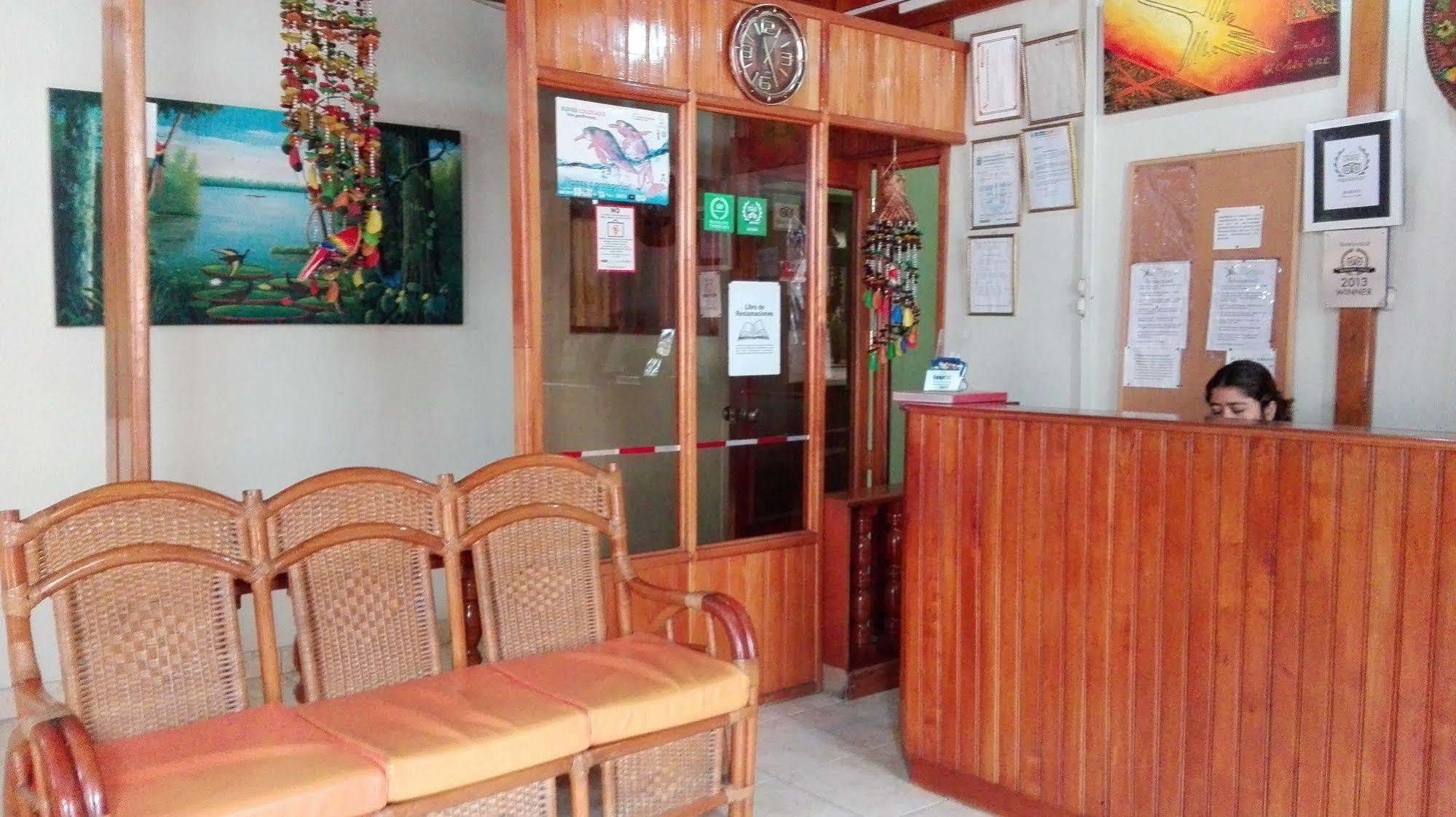 Hostal El Colibri Ікітос Екстер'єр фото